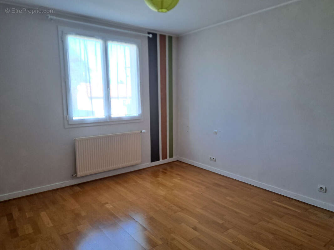 Maison à CENON-SUR-VIENNE