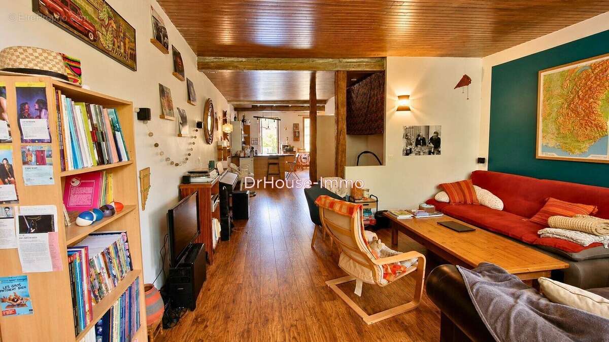 Maison 150 m² à Saint-Antonin-Noble-Val  - photo 15