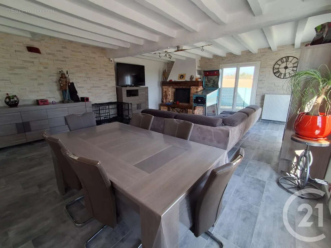 Maison à SEMENTRON
