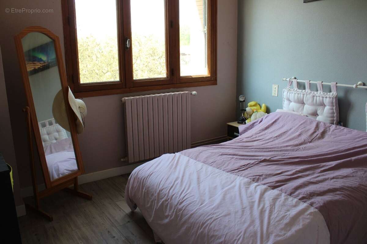 Maison à LES AVENIERES