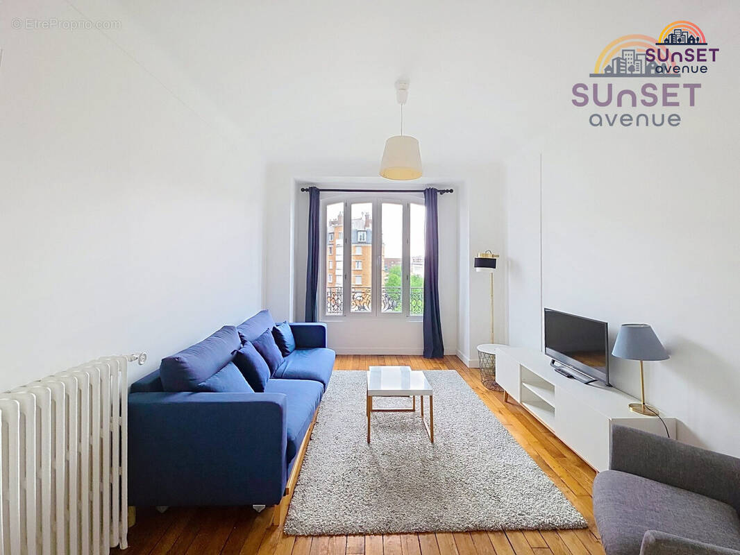 Appartement à PARIS-17E