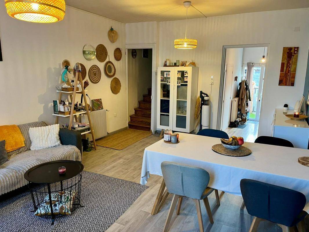 Maison à SAINT-ETIENNE-DU-ROUVRAY