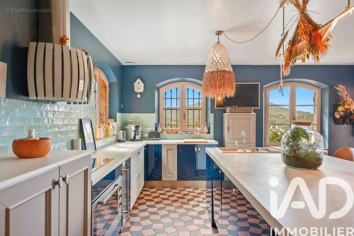 Photo 2 - Maison à CARQUEIRANNE
