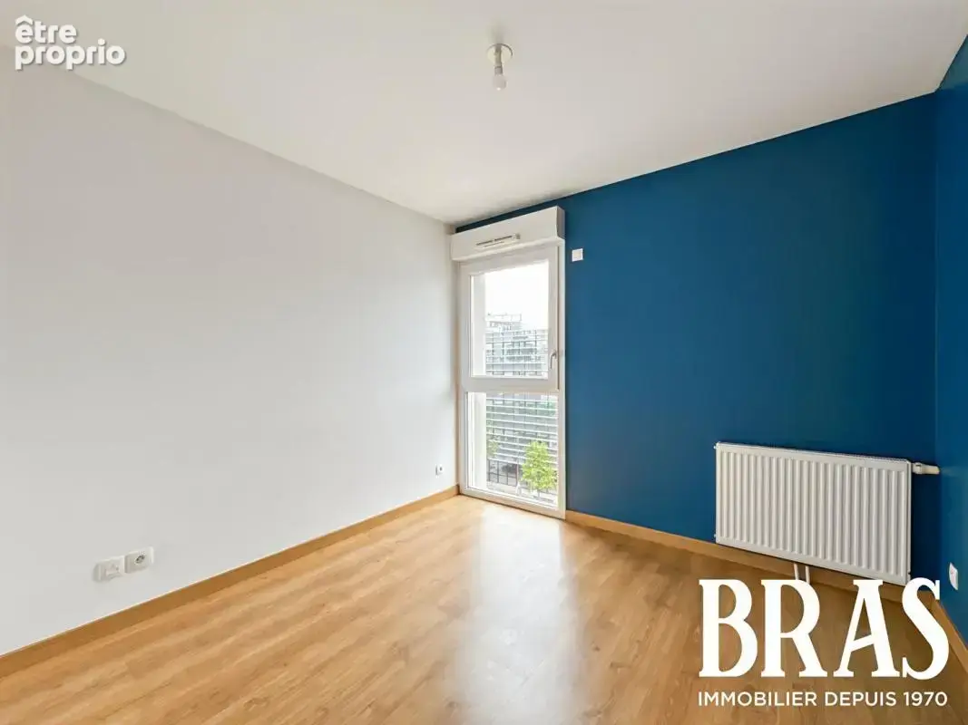 Appartement 4 chambres - balcon - double garage - photo 11