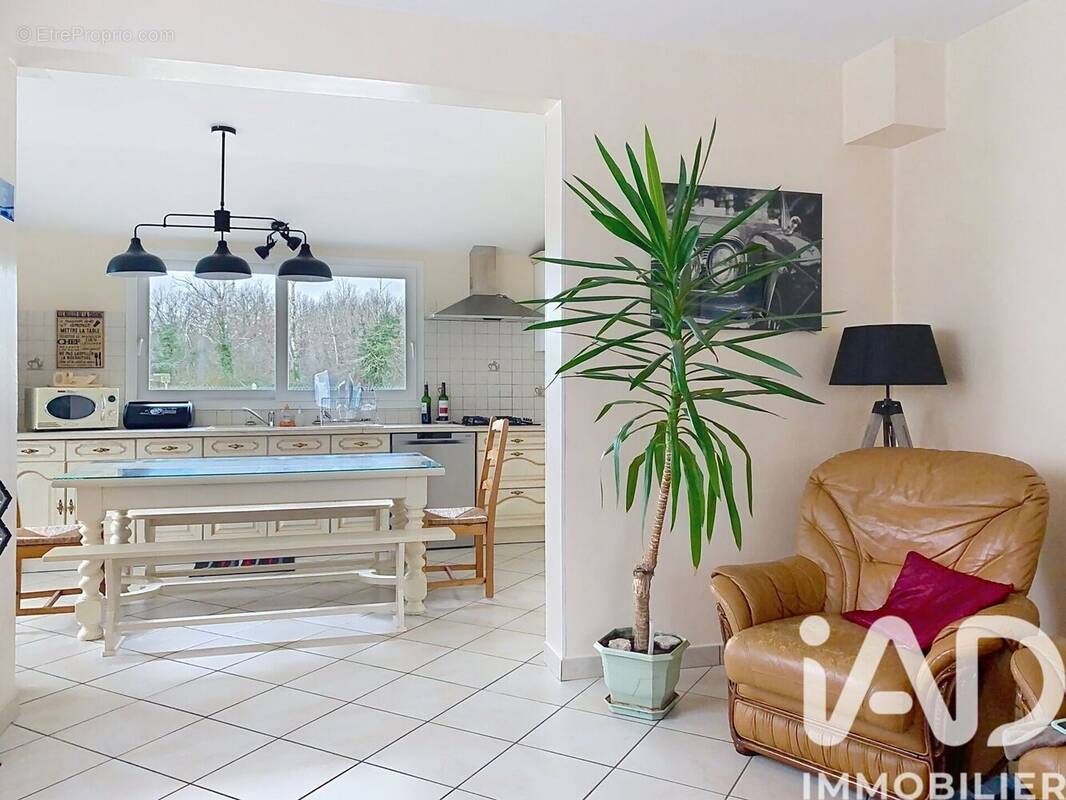 Photo 1 - Maison à COUTRAS