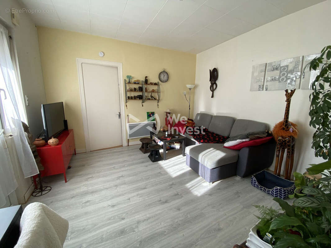 Maison à PARDIES
