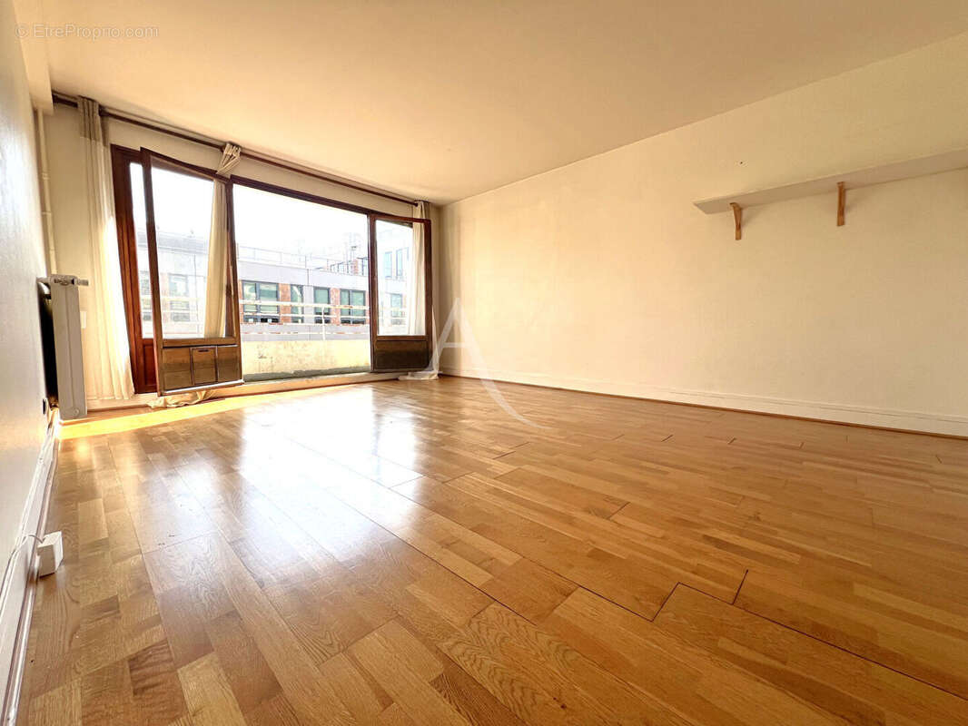 Studio lumineux avec extérieur aux portes de paris - photo 8