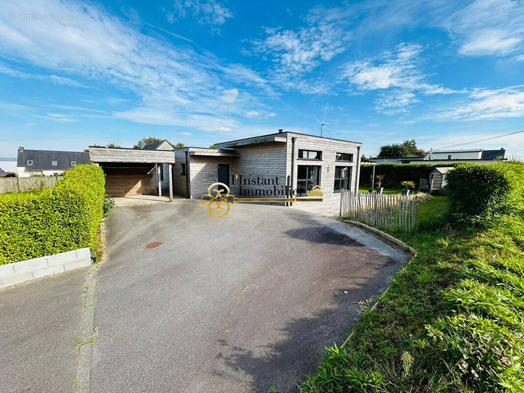 Maison à LANDIVISIAU