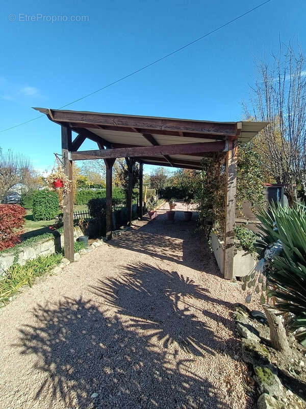 Maison à SAINT-POURCAIN-SUR-SIOULE