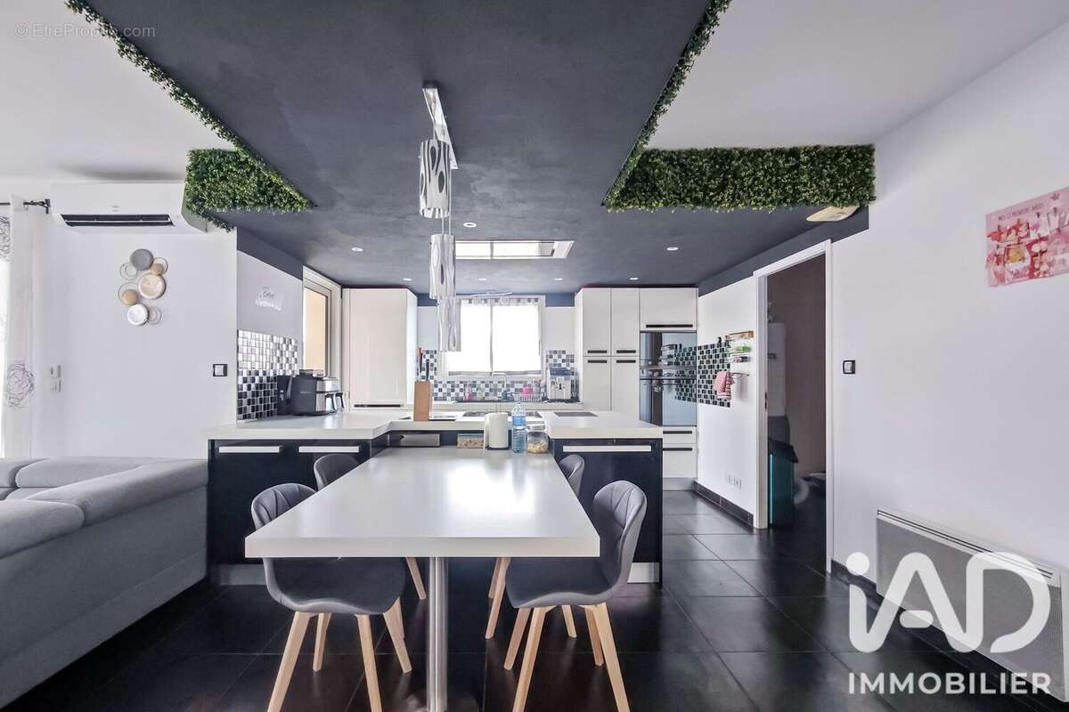 Maison 105 m² à Casteljaloux  - photo 4