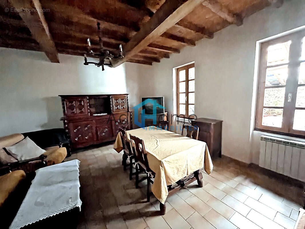 Maison à SAINT-LYS