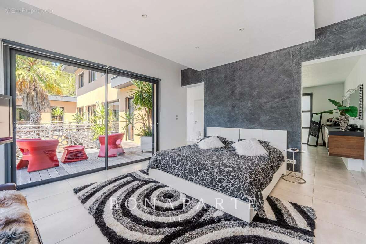 La villa t5 où le sud s’installe à demeure. - photo 17