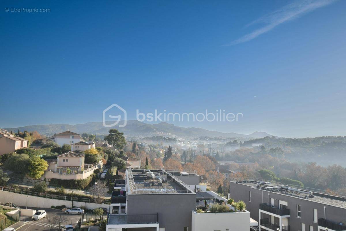 Appartement à PLAN-DE-CUQUES