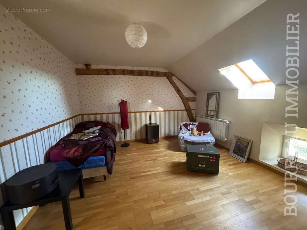 Maison à ARCES-DILO