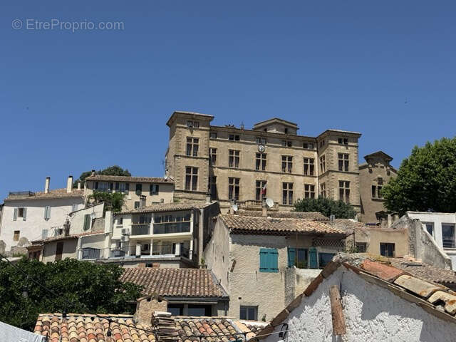 Maison à EGUILLES