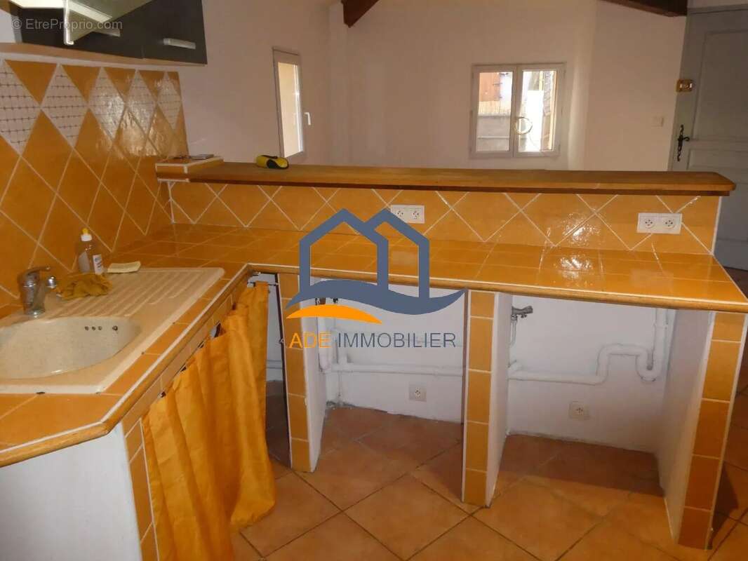 Appartement à EGUILLES