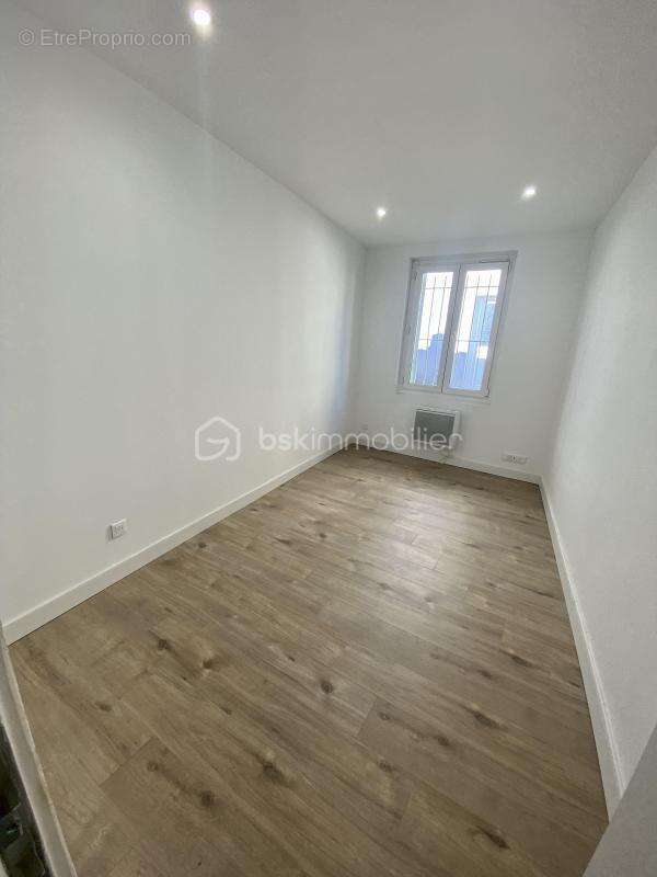 Appartement à GONFARON