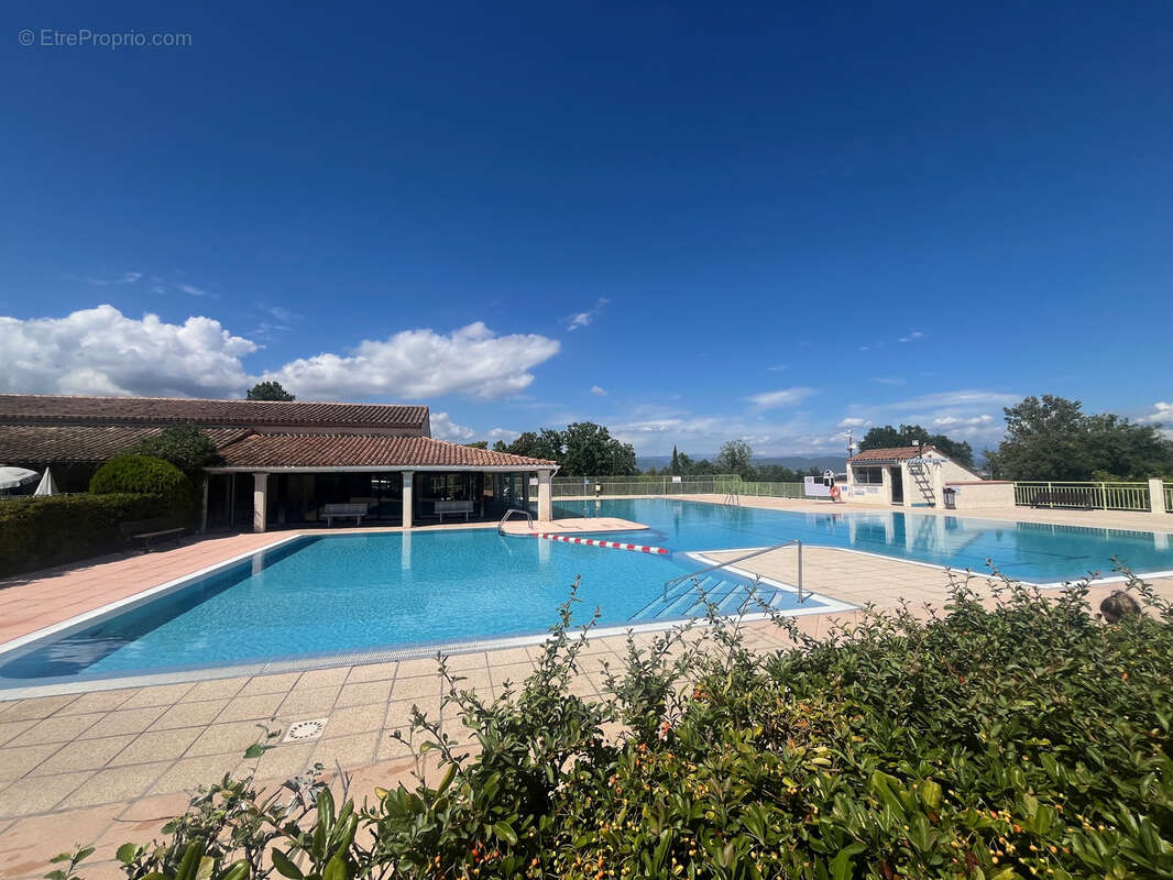 Maison à ROQUEBRUNE-SUR-ARGENS