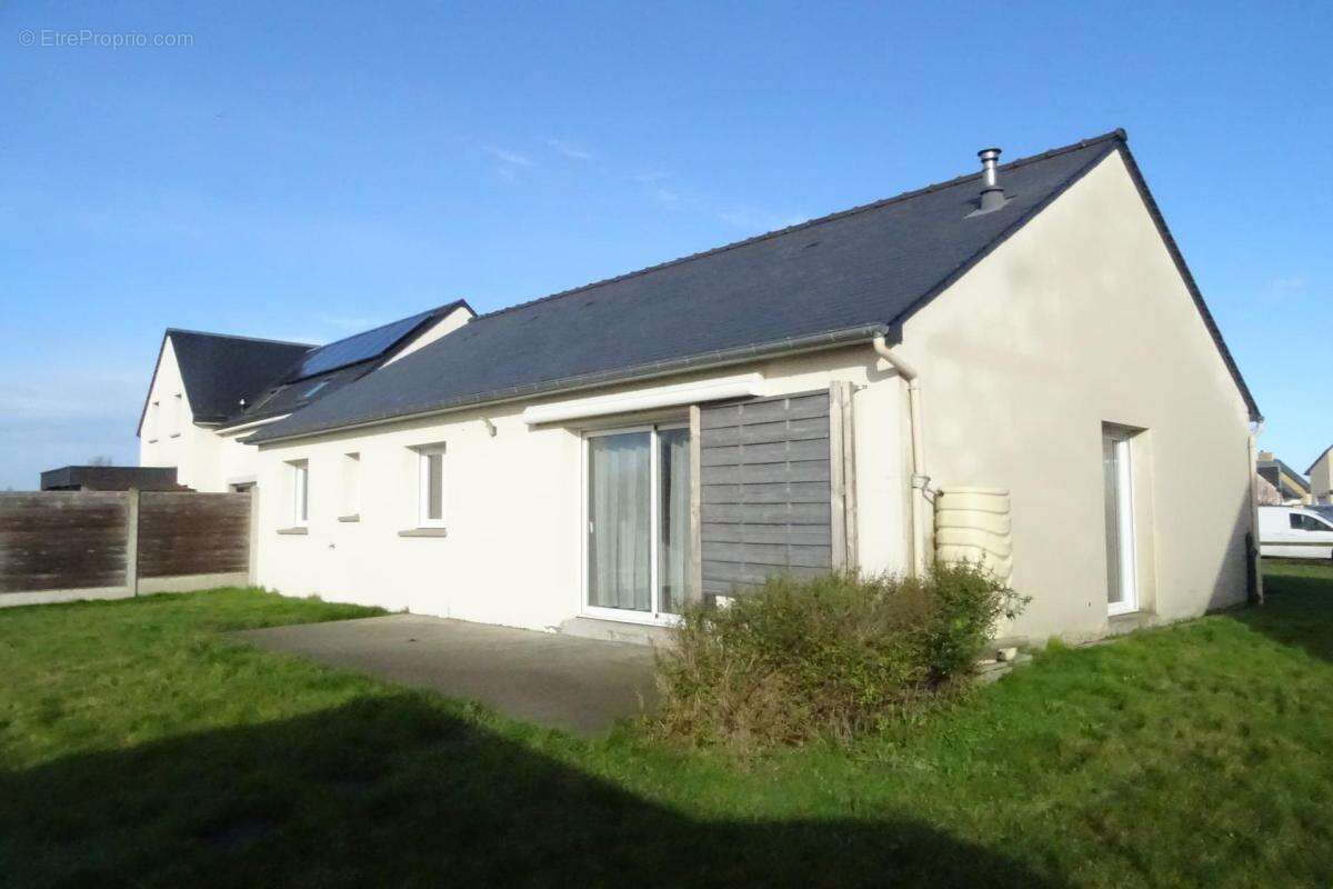 Maison à LE VIVIER-SUR-MER