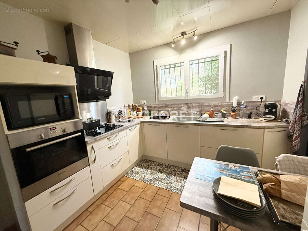 Maison à SAINT-MICHEL-DE-RIEUFRET