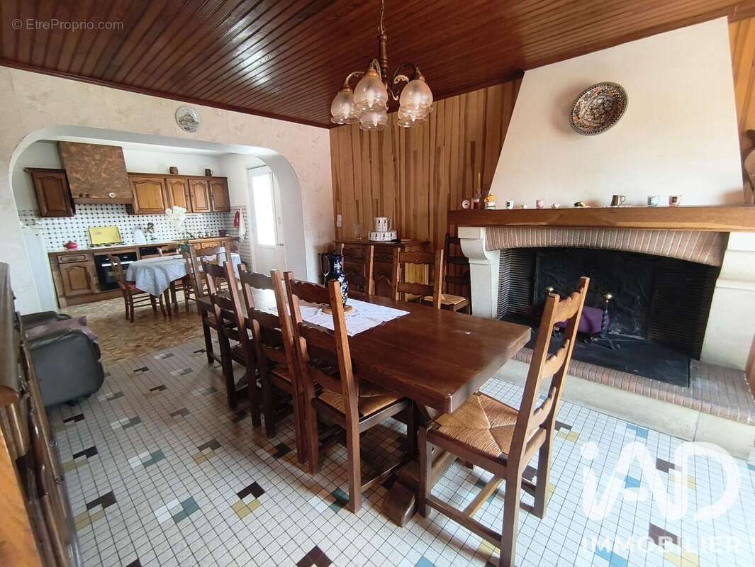 Maison 135 m² à Lugasson  - photo 5