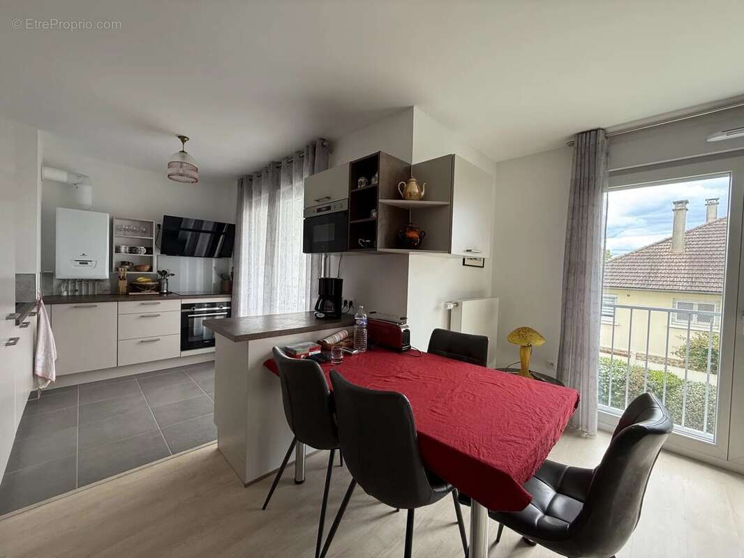Appartement à EGLY