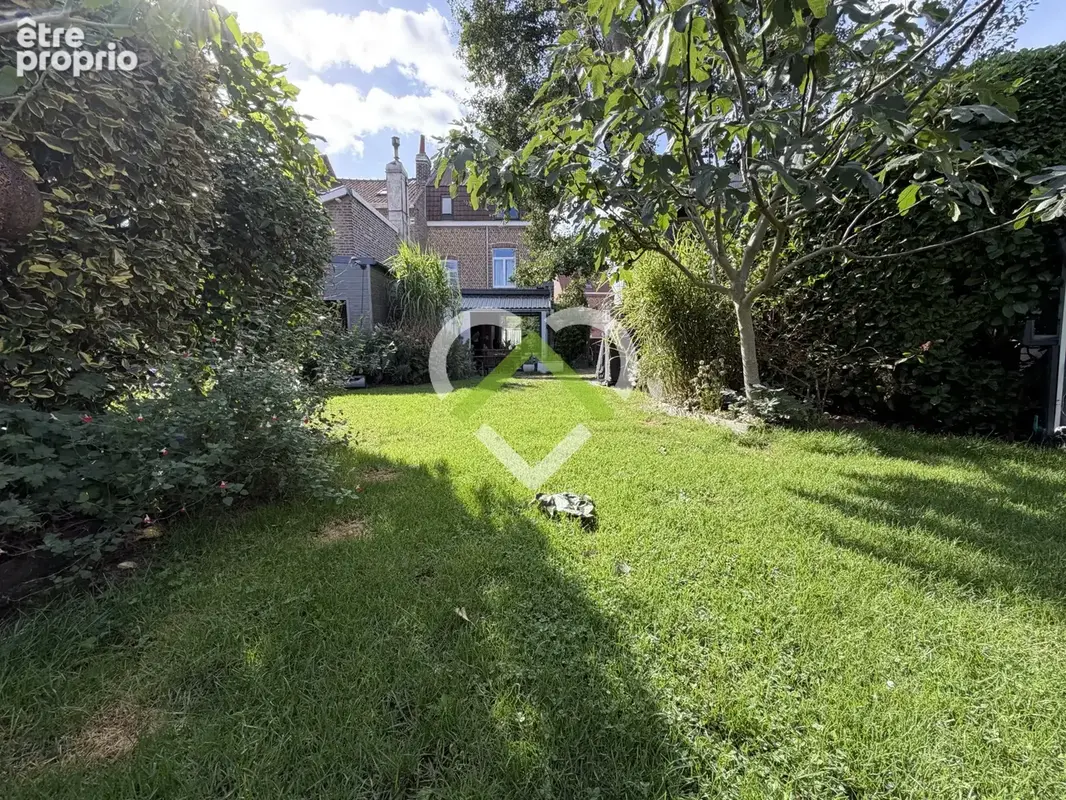 Photo Maison à Villeneuve-D'ascq au prix de 568 000€