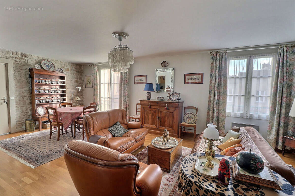 Appartement à MILLY-LA-FORET