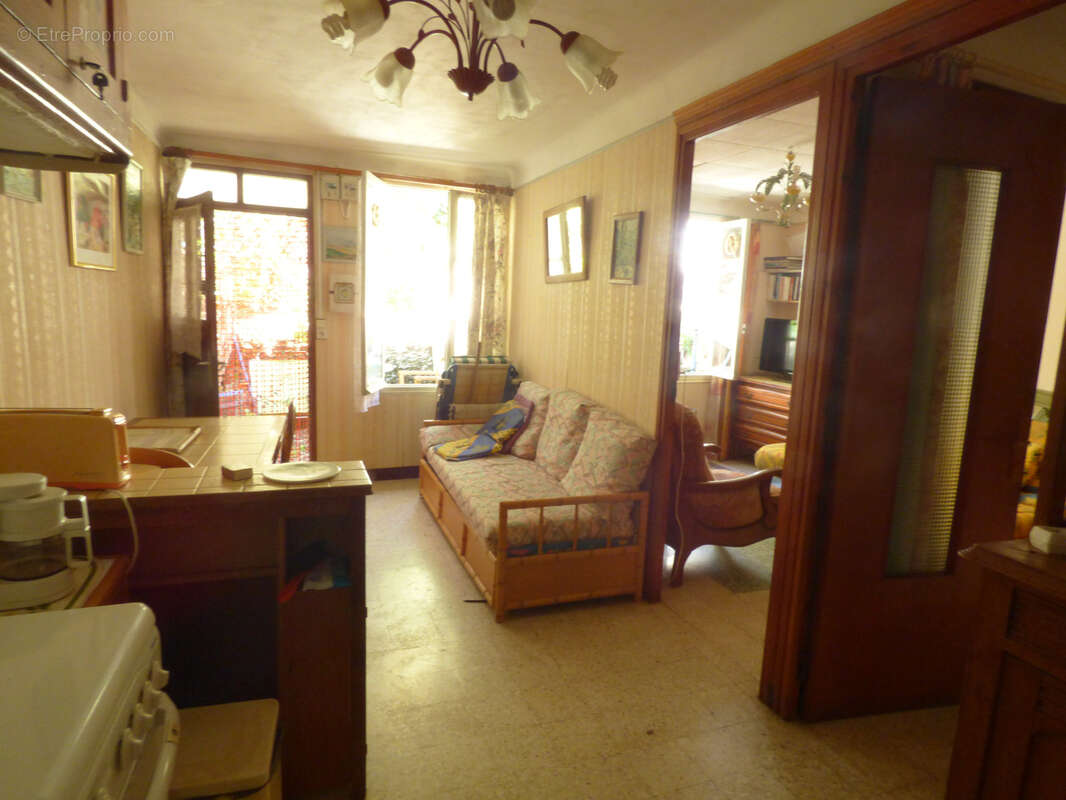 Maison à GREOUX-LES-BAINS