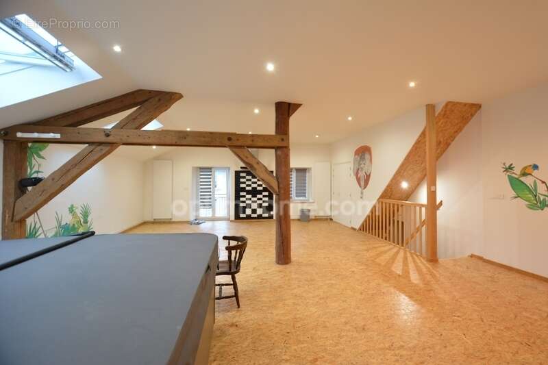 Maison à REMOIVILLE