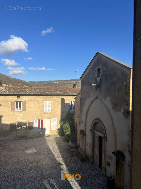 Maison à OINGT