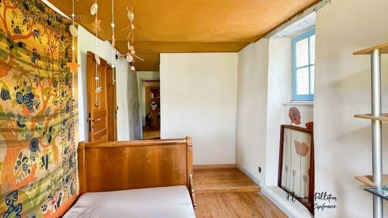 A vendre ancienne métairie 182 m² habitables et 350 m² d’atelier proche de Cuq-Toulza - photo 15