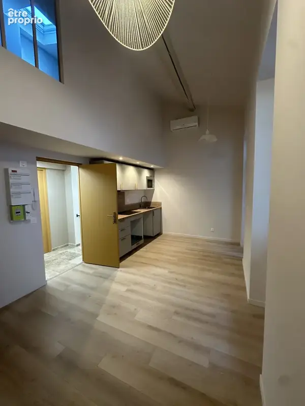 Appartement à MARSEILLE-4E