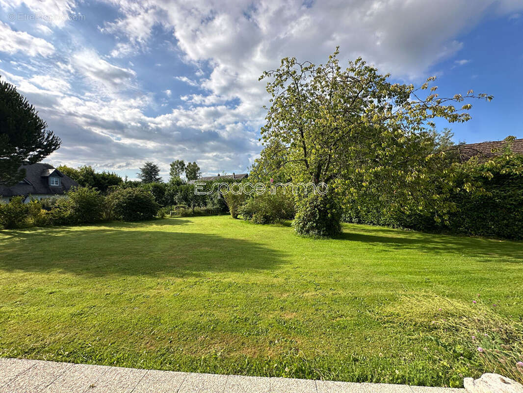 Maison à ISNEAUVILLE