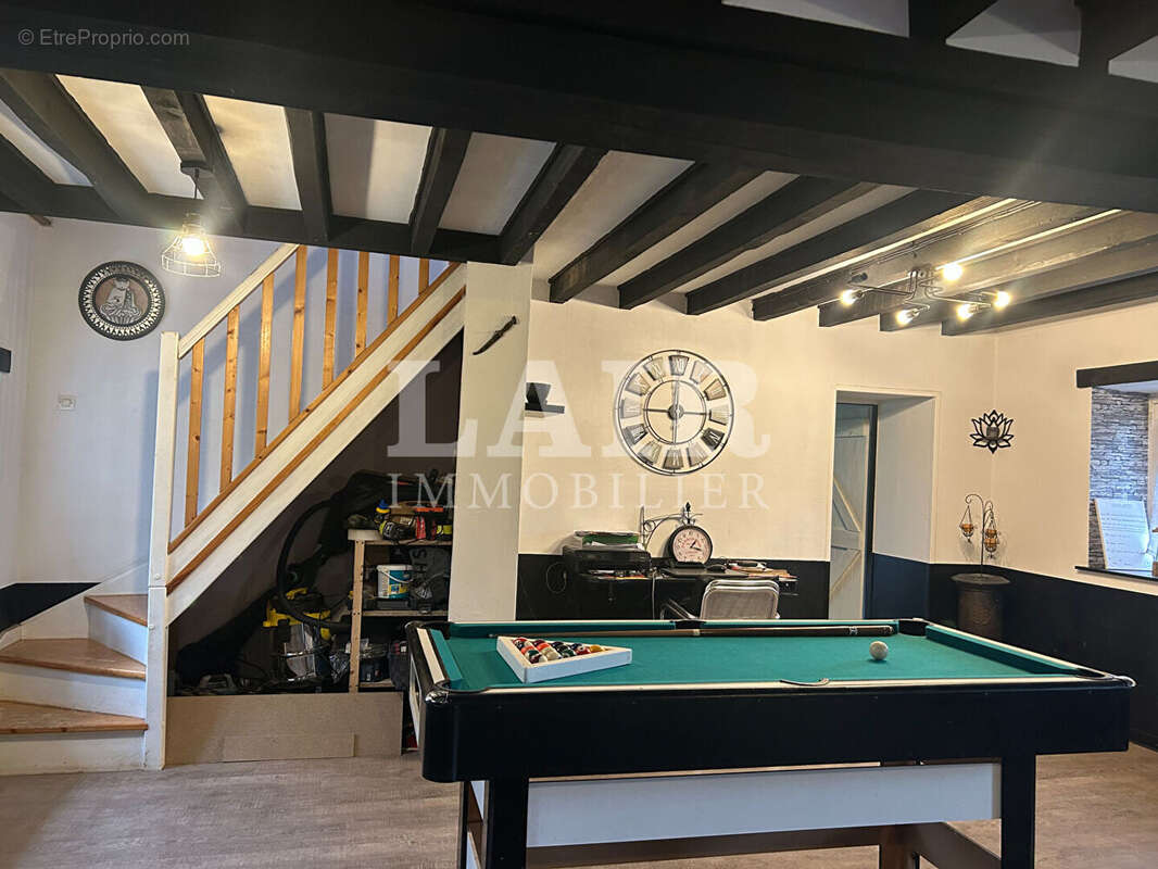 Jolie Maison en Pierres à vendre à Ste Marie du Bois - Ref O14540 - photo 3