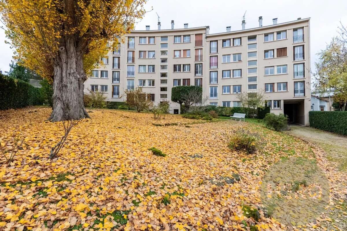 Appartement à SAINT-CYR-L&#039;ECOLE