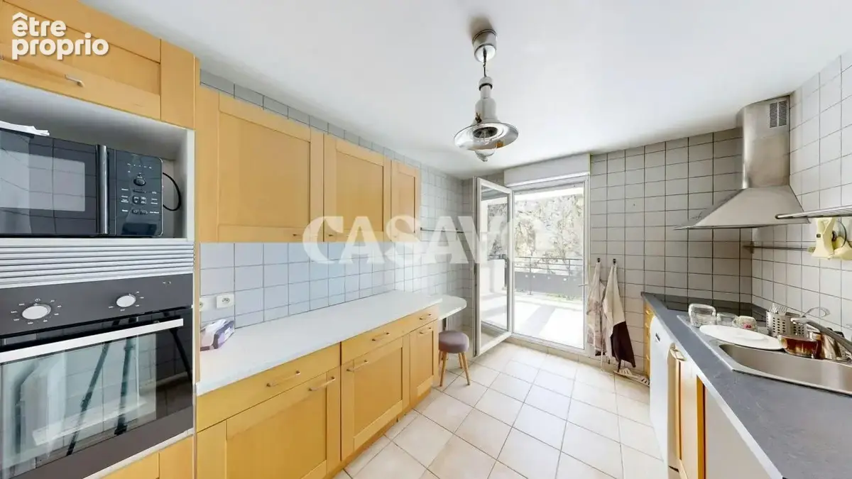 Vente Appartement 5 pièces de 114m² - 13006 Marseille - photo 11