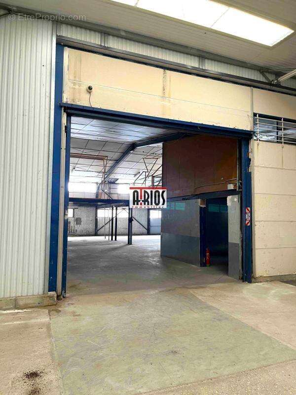 Commerce à LA FARLEDE