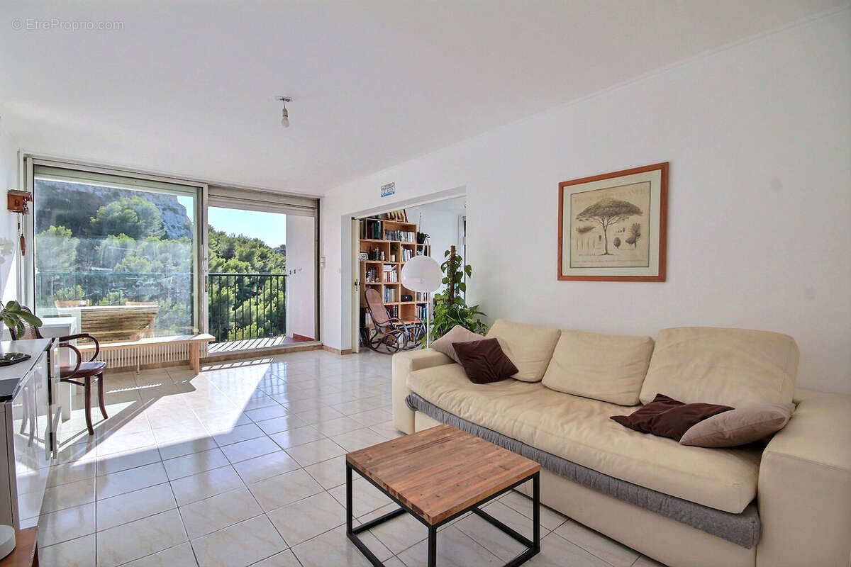 Appartement à MARSEILLE-8E