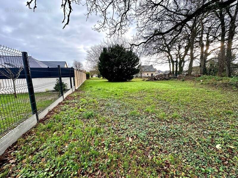 Maison à MINIAC-MORVAN