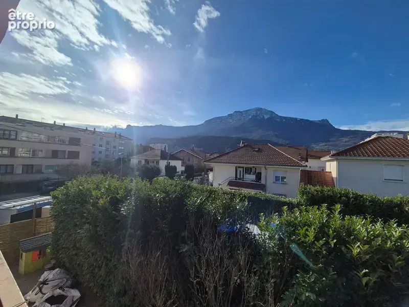 Achat Appartement Echirolles T4 lumineux 82 m² avec balcon -1er et Dernier étage - Vivre au calme avec vue montagnes - Jean-Jaur - photo 10