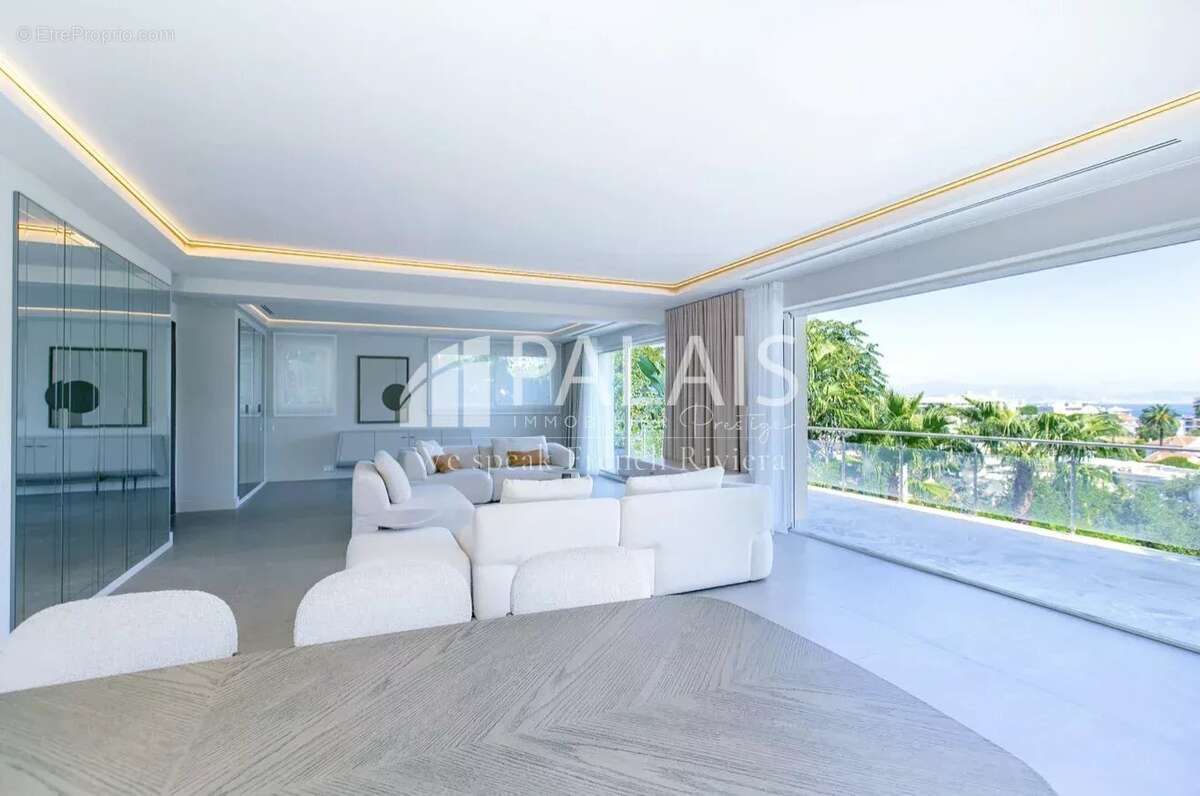 Maison à ANTIBES