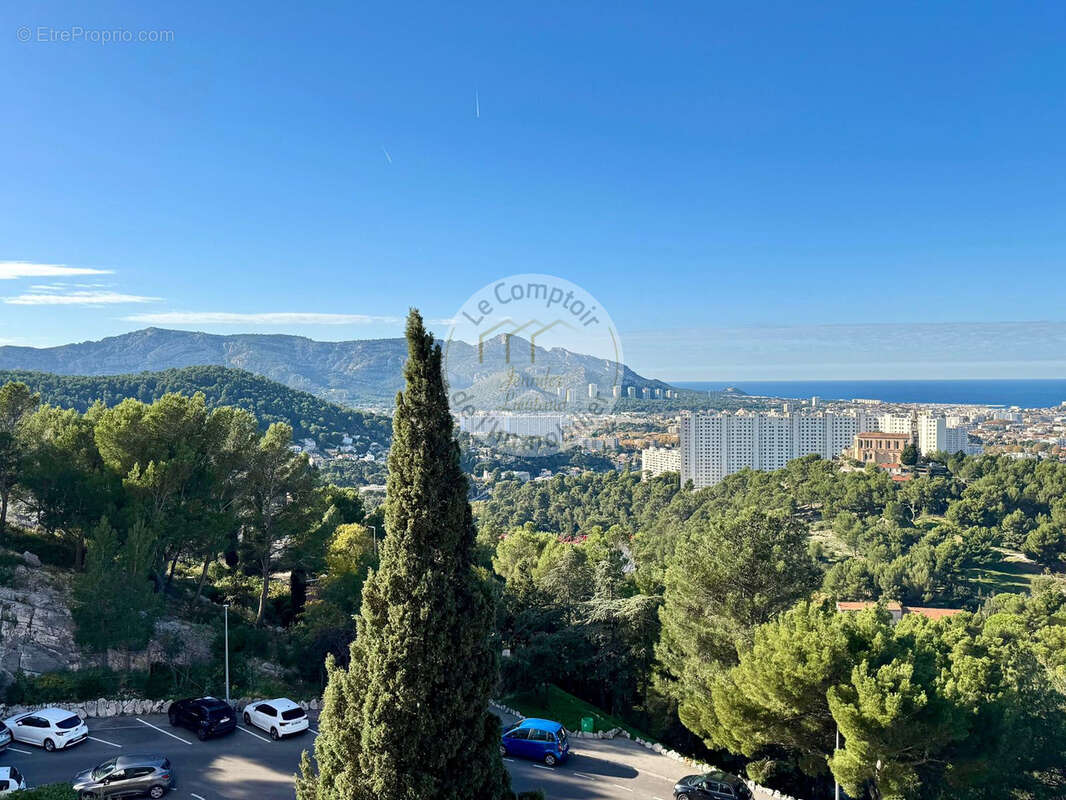 Appartement à MARSEILLE-9E