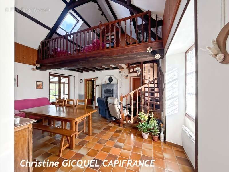 Maison à TEILLE