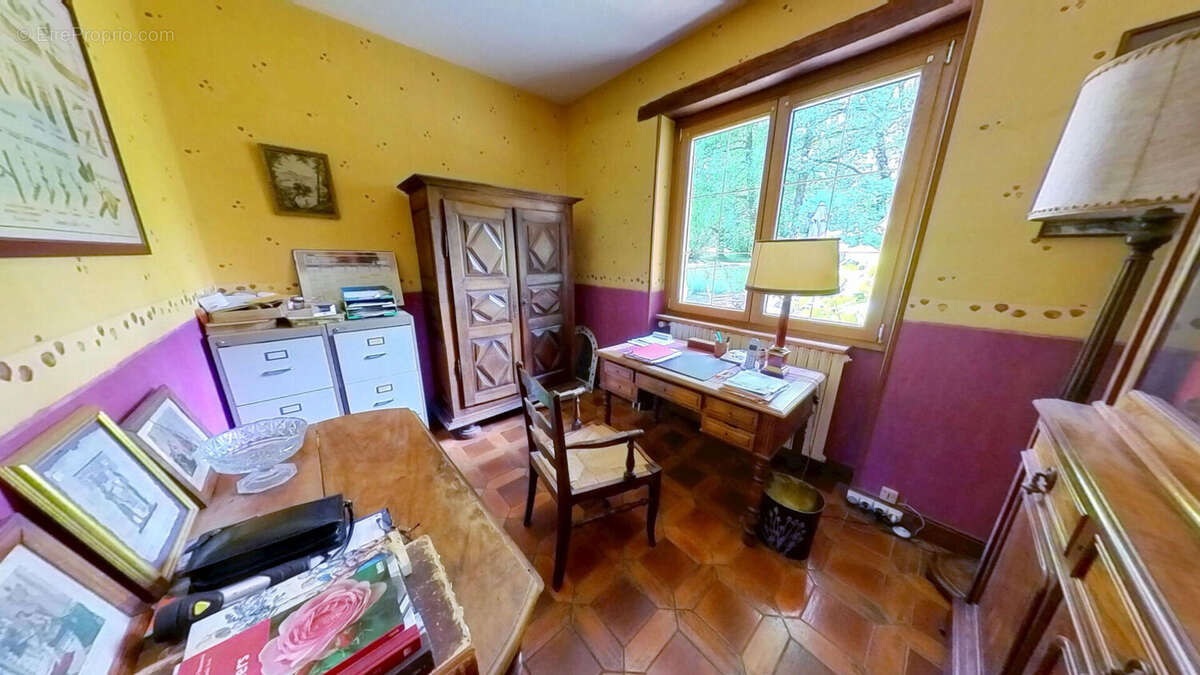 Maison à LA CHAPELLE-SUR-FURIEUSE