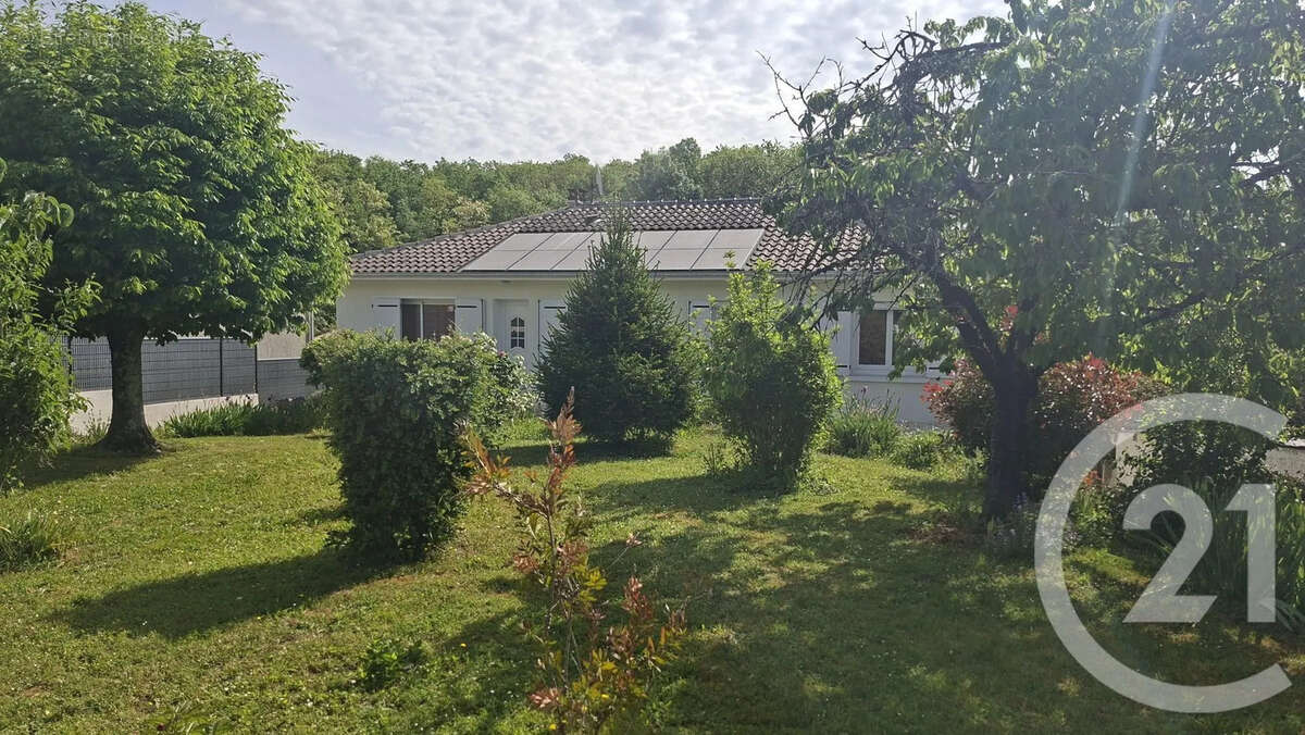 Maison à CHATEAUNEUF-SUR-CHARENTE