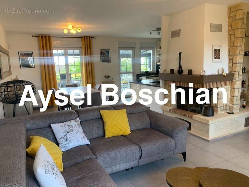 Maison à LEXY