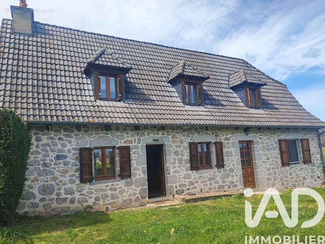 Photo 2 - Maison à SANSAC-VEINAZES