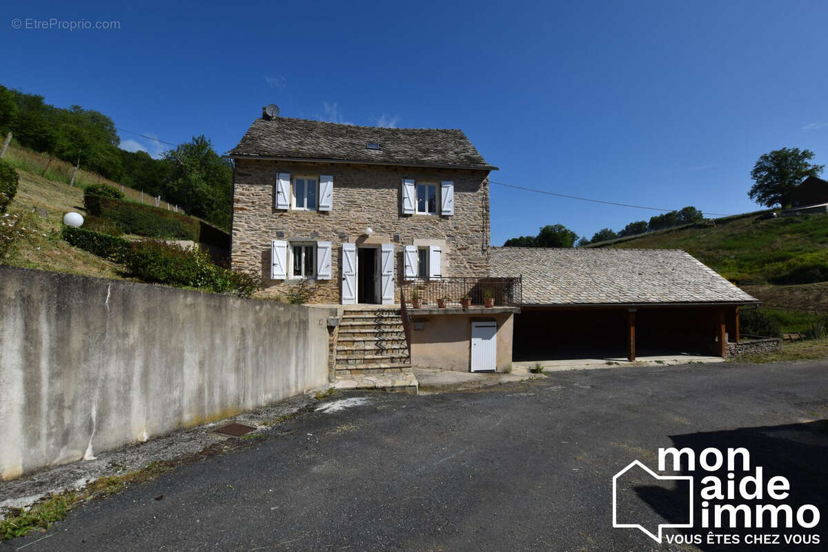 Maison à QUINS