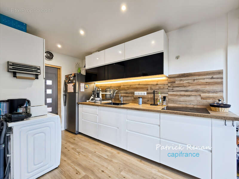 Maison à FONTENAY-LE-FLEURY